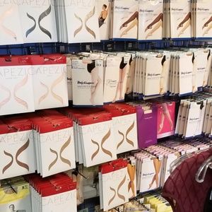 Meet your Posher, Esmeralda